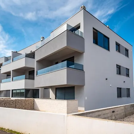 Апартаменты Velebit Apartment *