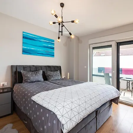 Velebit Apartment * Затон