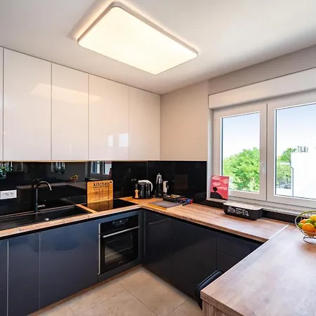 Апартаменты Velebit Apartment