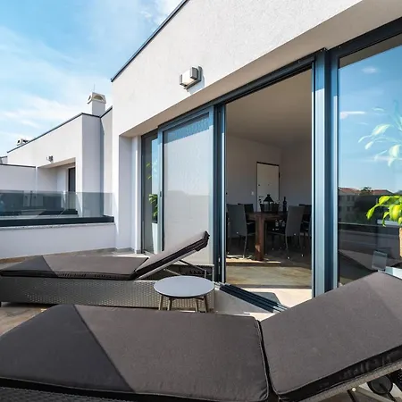 Velebit Apartment * Затон
