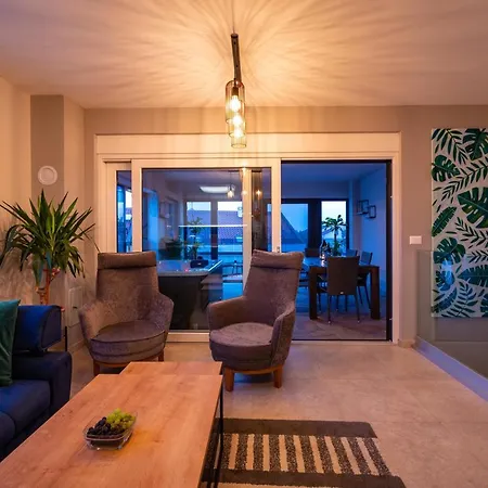 Апартаменты Velebit Apartment