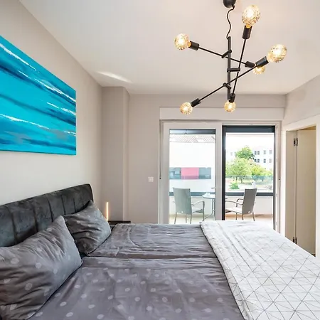Velebit Apartment *
