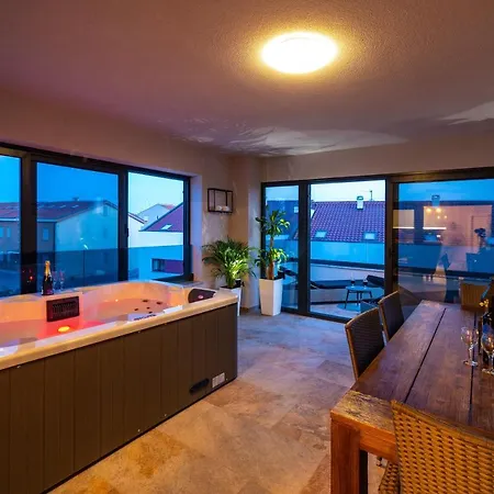 Velebit Apartment * Затон