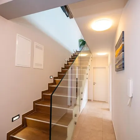 Velebit Apartment * Затон