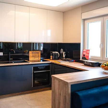 Апартаменты Velebit Apartment