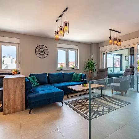 Velebit Apartment Apartament